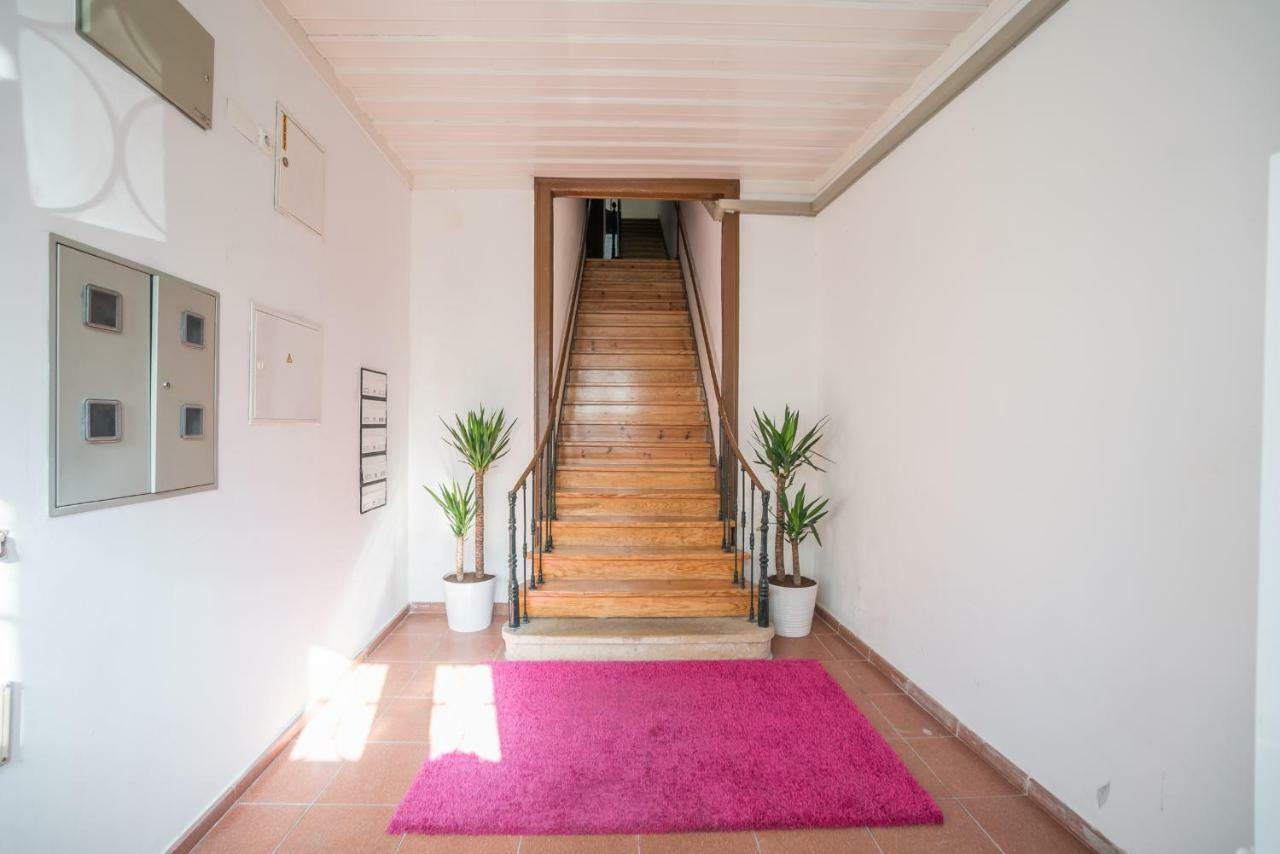 Mouraria 2 Bedroom Apartment Lisbon Exterior photo